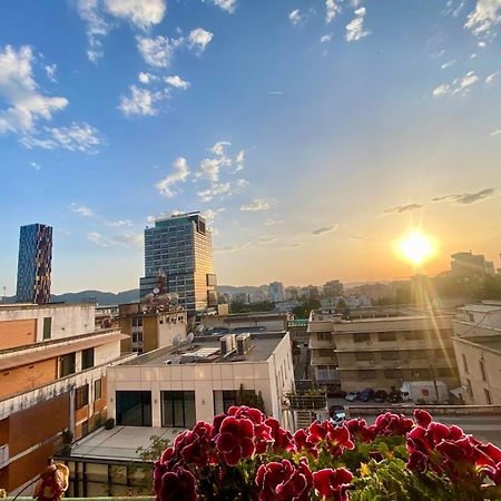 Rtsh Apartment 地拉那 外观 照片